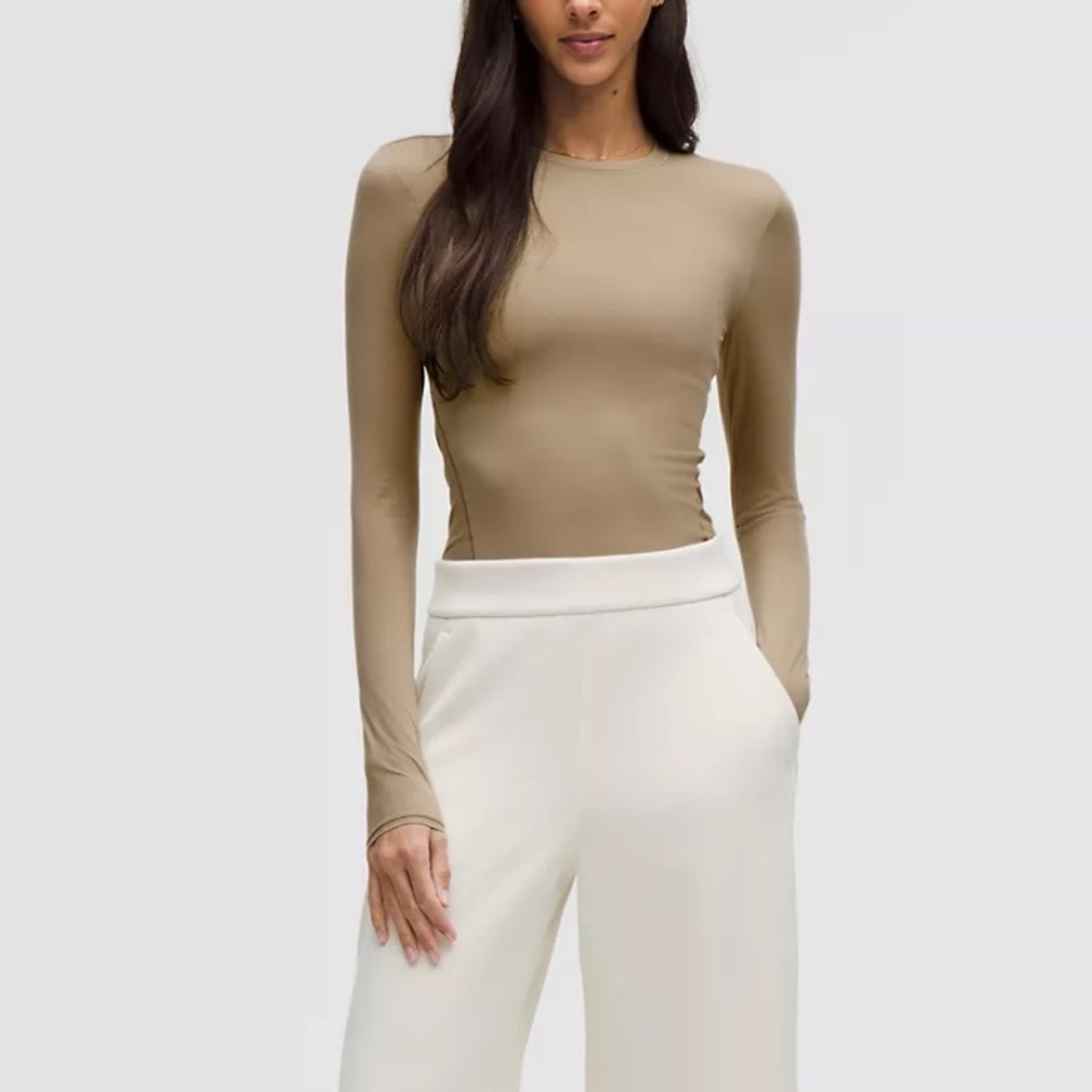 LuluLemon Wundermost Ultra-Soft Nulu Crewneck
